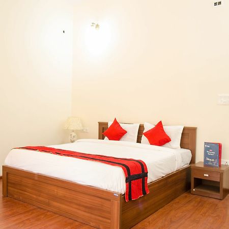Hotel Oyo 7187 Earth Aromaa à Calcutta Extérieur photo