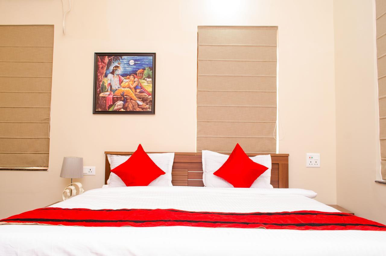 Hotel Oyo 7187 Earth Aromaa à Calcutta Extérieur photo