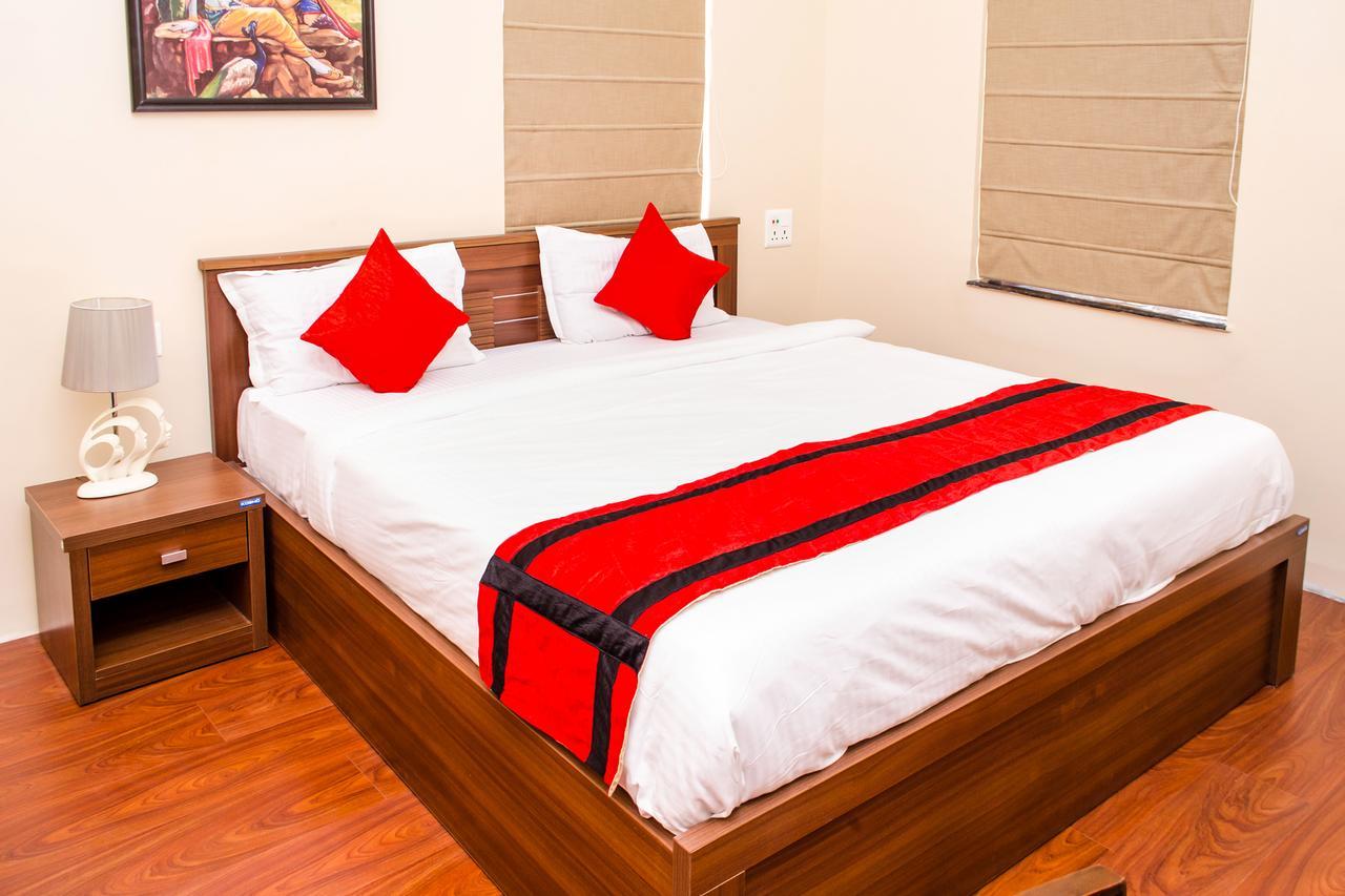 Hotel Oyo 7187 Earth Aromaa à Calcutta Extérieur photo