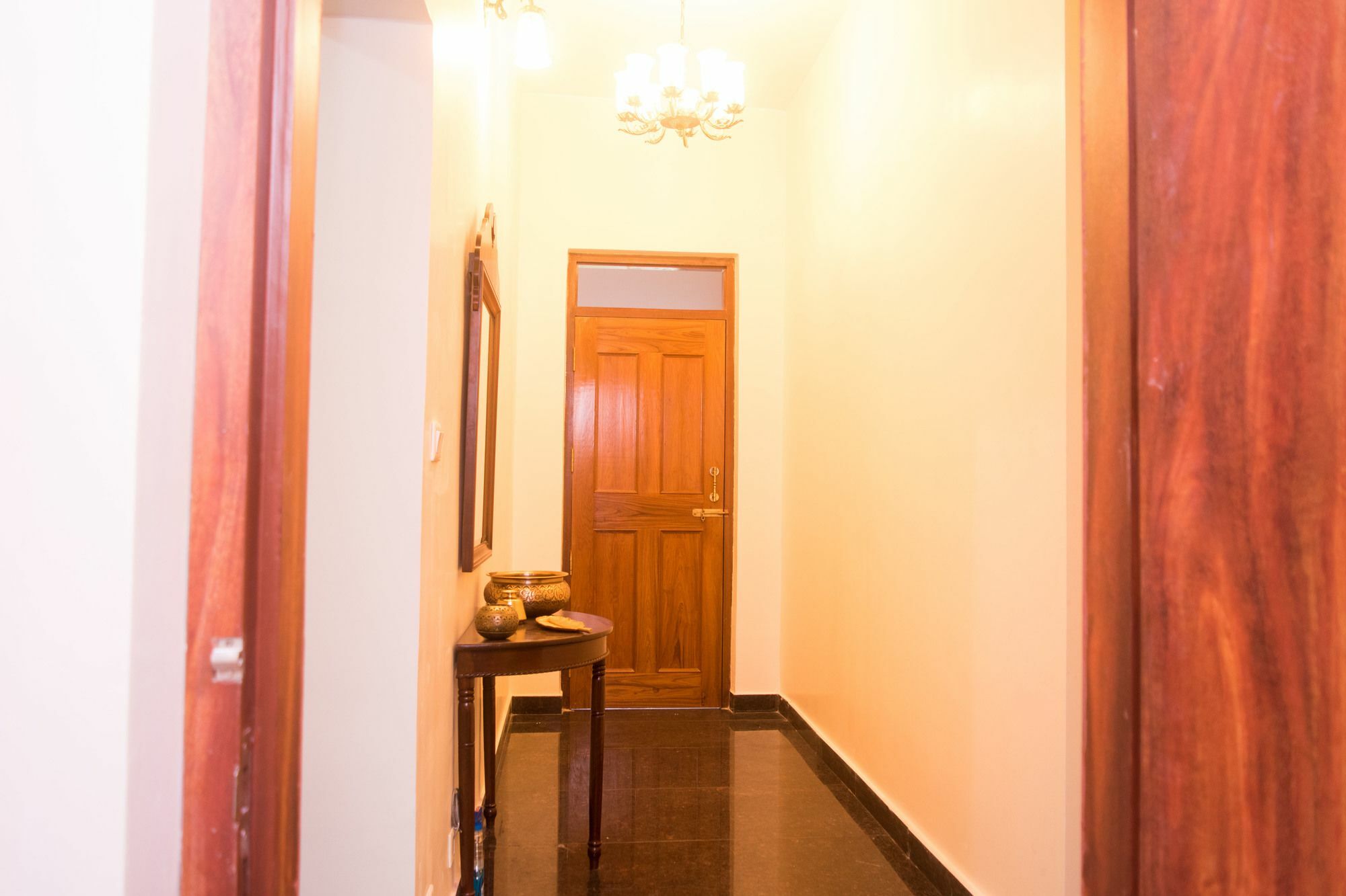 Hotel Oyo 7187 Earth Aromaa à Calcutta Extérieur photo